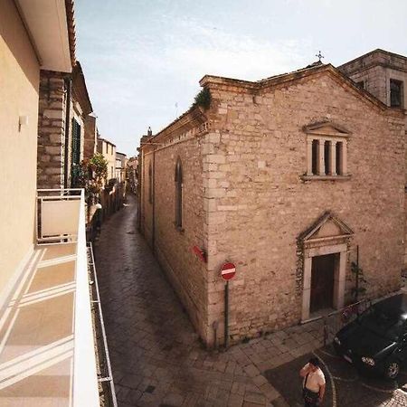 Le Dimore Degli Artisti Vico Mercatello 베노사 외부 사진