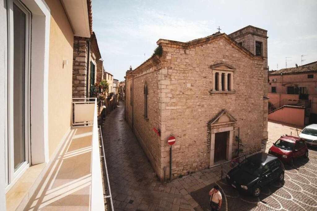 Le Dimore Degli Artisti Vico Mercatello 베노사 외부 사진